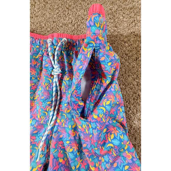 Chubbies "The Spades" 5.5 Blue Floral Mesh Lined Swim Trunks Mens Size M - Picture 8 of 13